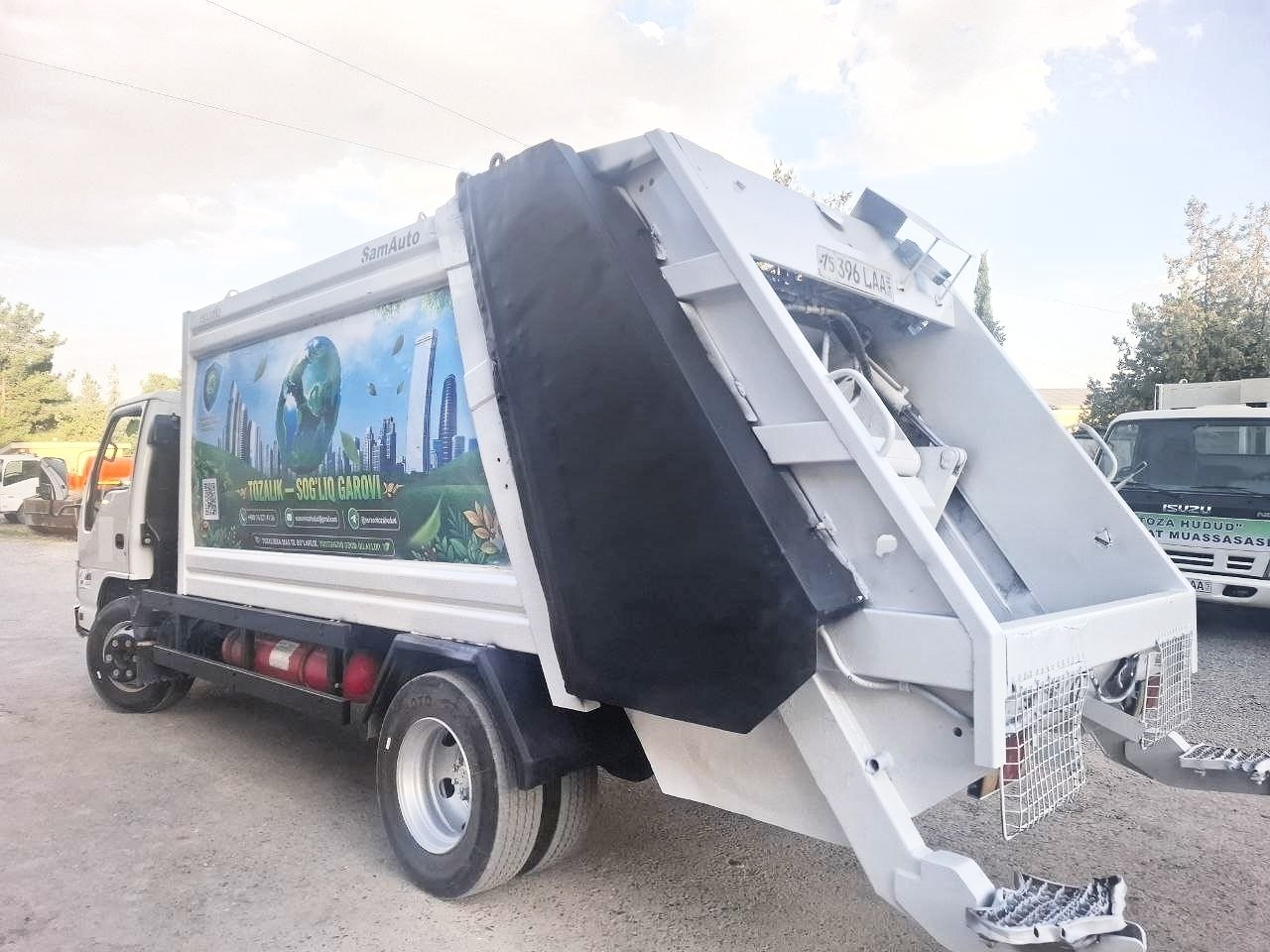 ♻️ MAXSUS TEXNIKALAR TA’MIRLANIB, QAYTA SAFGA QAYTARILMOQDA